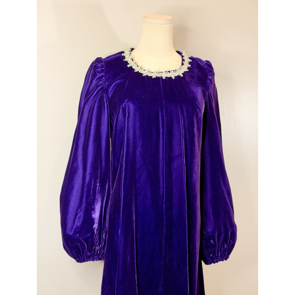 Vintage 1960s Purple Velvet Renaissance Revival Mini Dress Mod Gogo Medieval - Picture 5 of 15